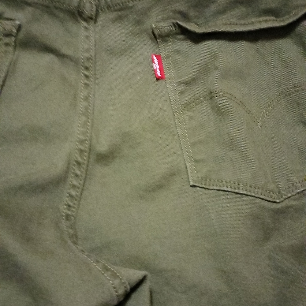 Women's Levi Jeggings - Picture 4 of 4